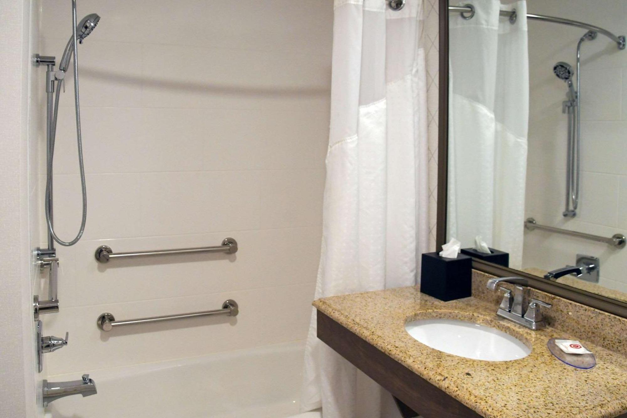 Comfort Inn & Suites Nw Milwaukee Germantown Kültér fotó